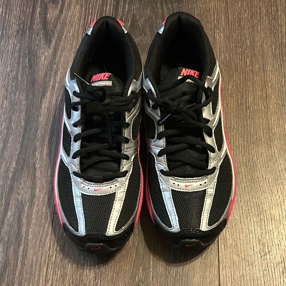 Nike REAX